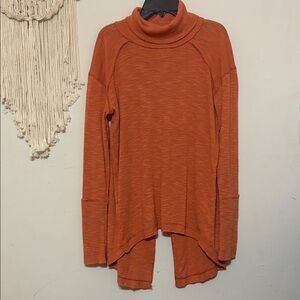 We The Free Burnt Orange Knit Top with Tag Detail